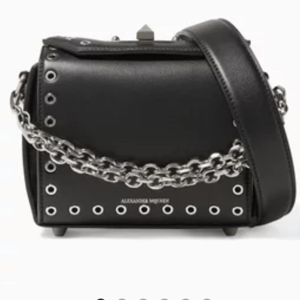 Alexander McQueen Black 16 Small Eyelet Box leather bag